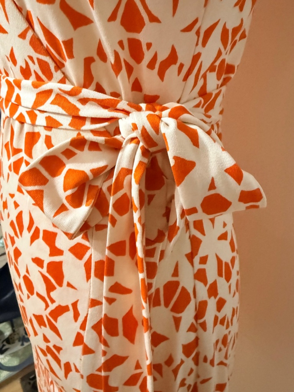 VTG Diane von Furstenberg 100% Silk Jersey Geometric Wrap Dress – Iconic Y2K - Picture 7 of 12